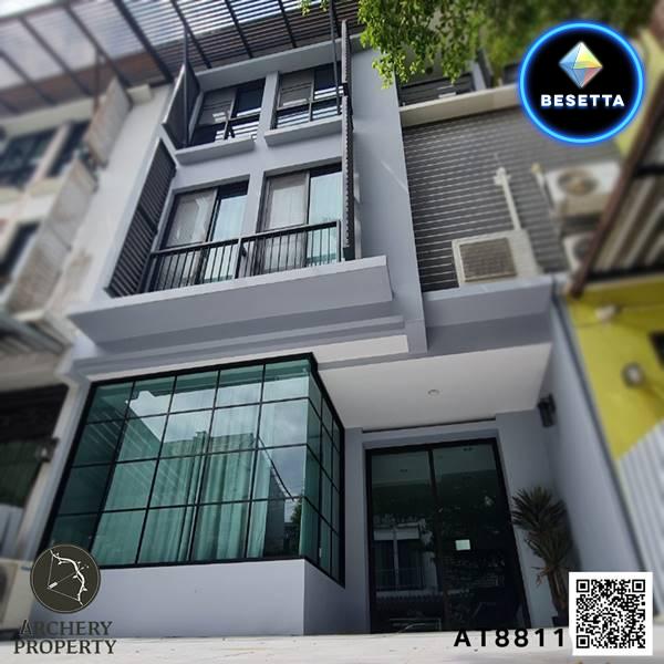 ทาวน์เฮ้าส์ 3 ชั้น ใน วันดารา แมนดาริน่า Renovated 3 Storey townhouse for sale Sukhumvit 77